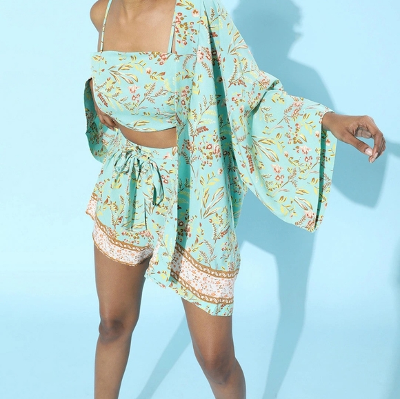 SHIEN Botanical Print Top and Tie shorts - Picture 5 of 5